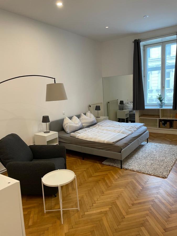 100M2 Apartment Naehe 1010 Wien Kültér fotó