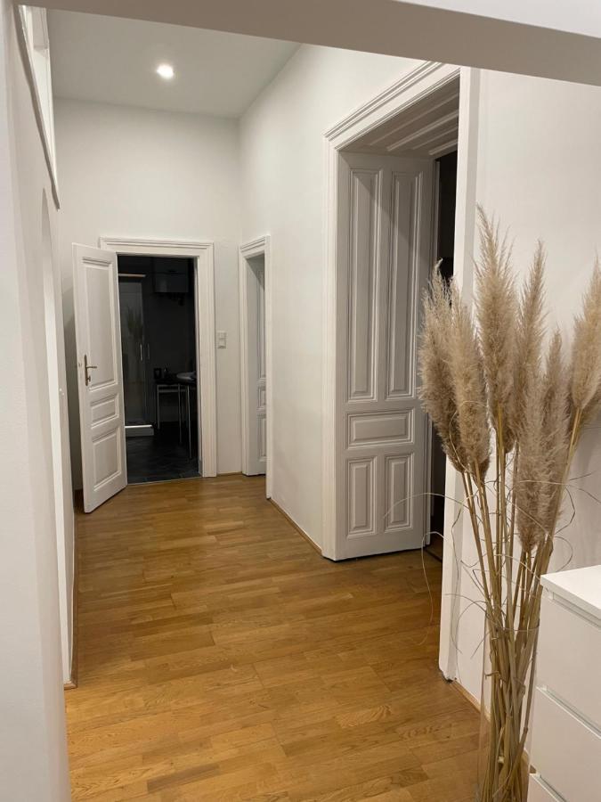 100M2 Apartment Naehe 1010 Wien Kültér fotó